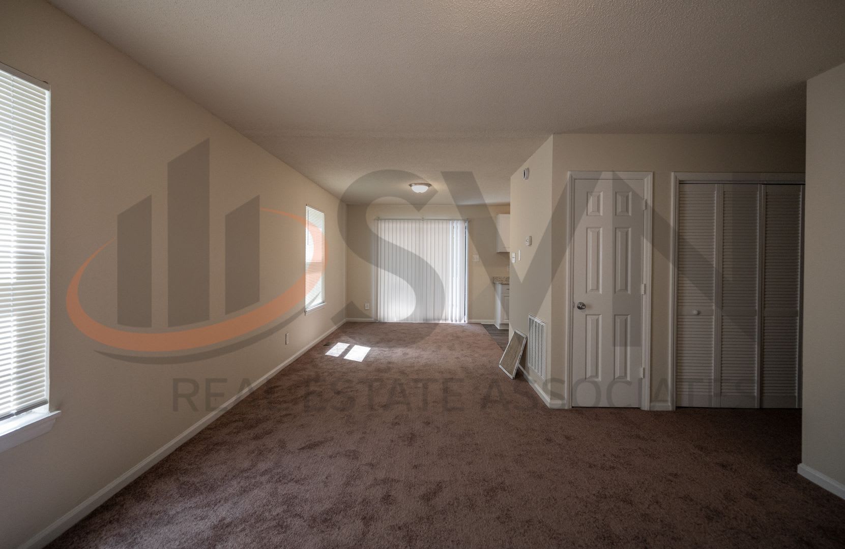 Updated 3BR, 2BA Durham Rental with Front Porch & Deck – photo 3
