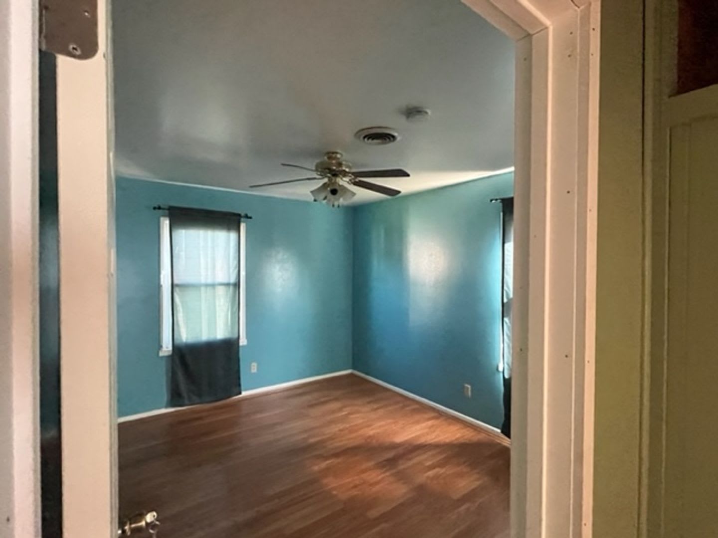 3411 NE 22nd – photo 2