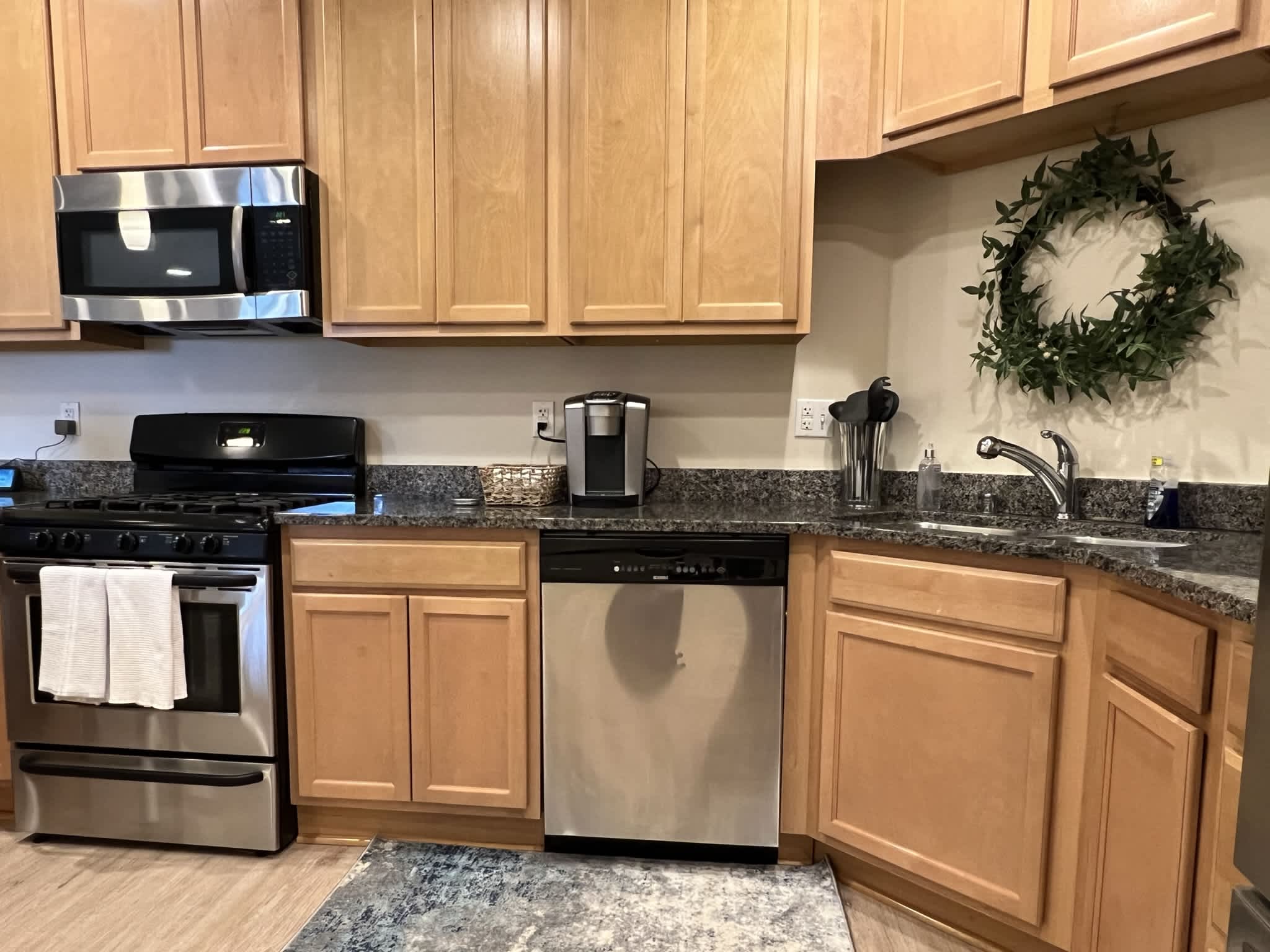 6934 Meadow St 404 – photo 4