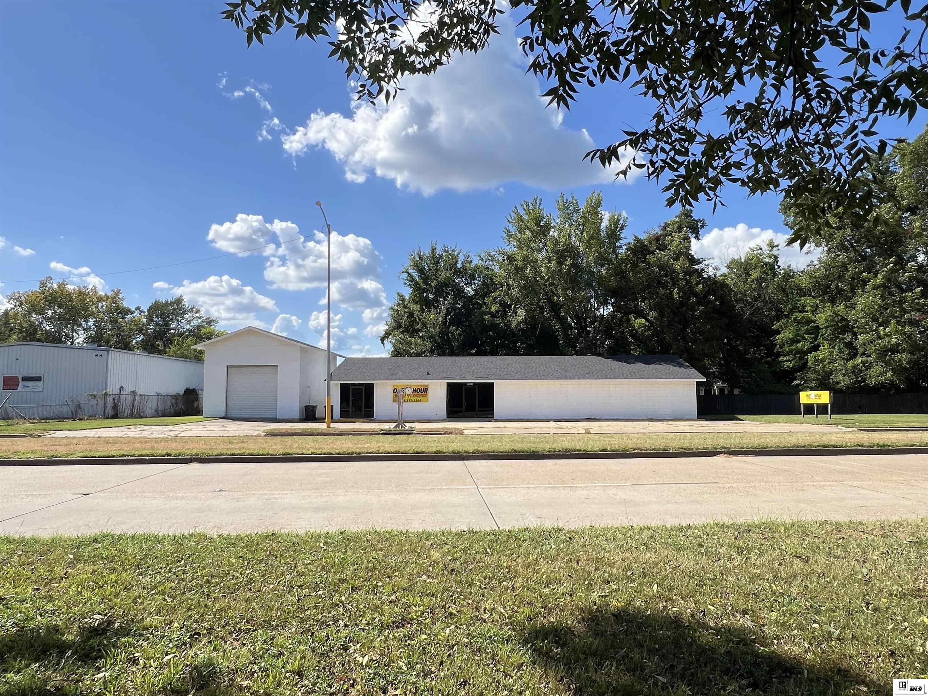 2103 WASHINGTON STREET – photo 1