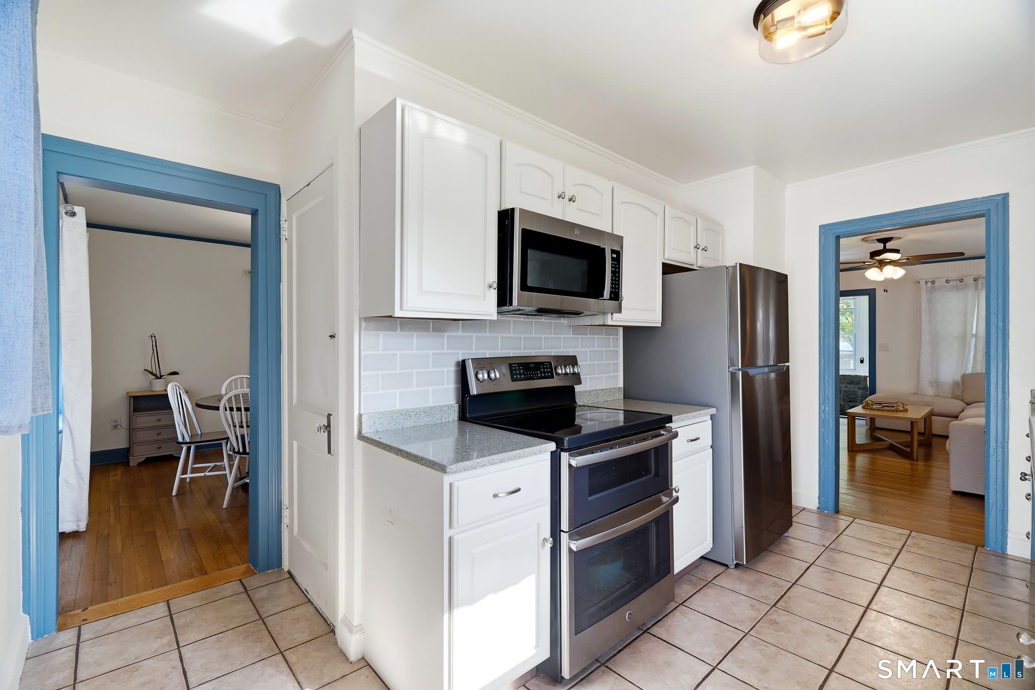 1 E Lake Drive – photo 5
