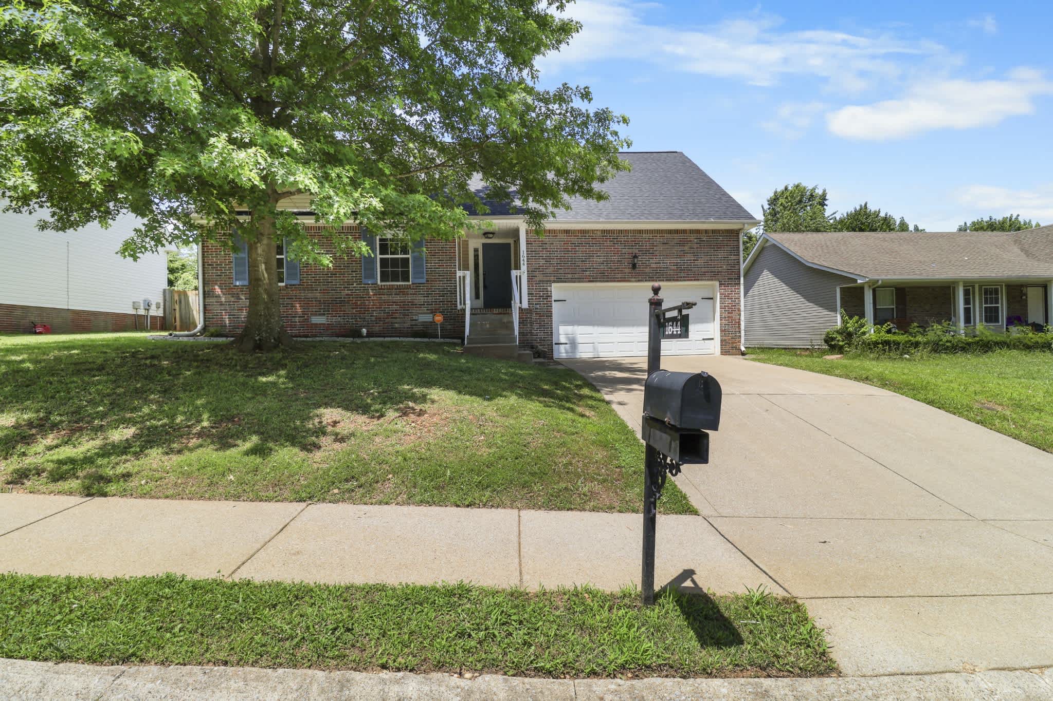 1644 Cedar Springs Circle – photo 1