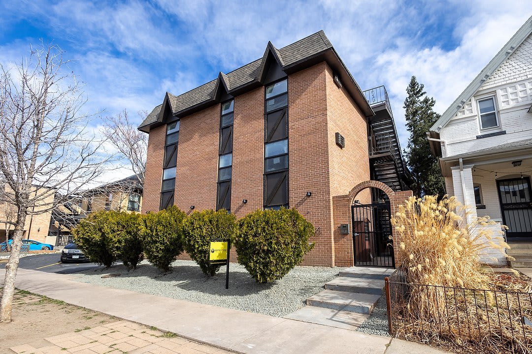 534 Washington – photo 1