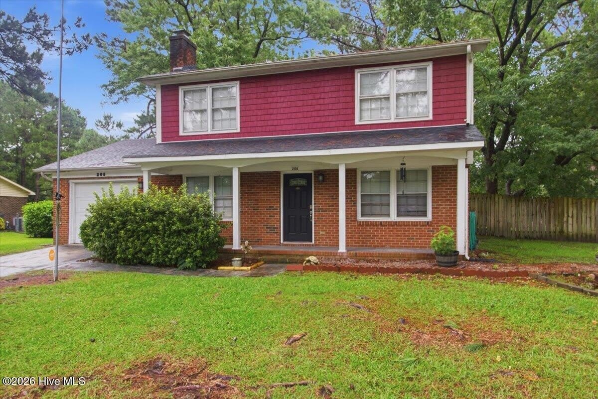 208 Greenbriar Drive – photo 1