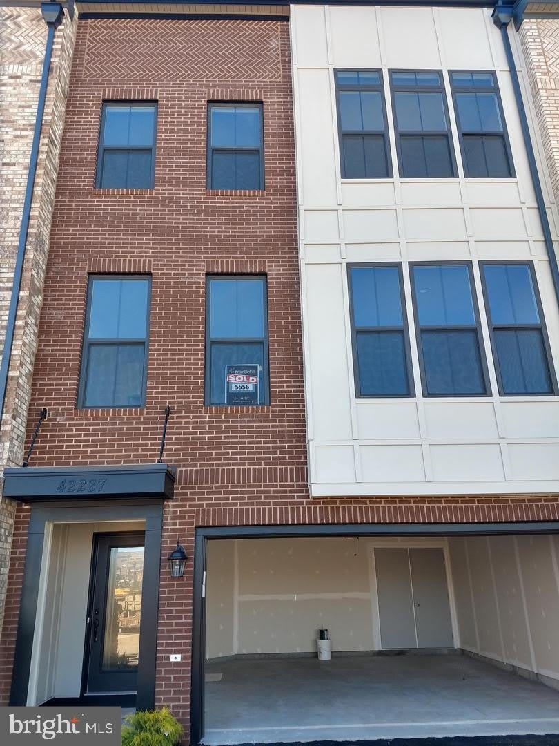 42287 Crawford Terrace – photo 1