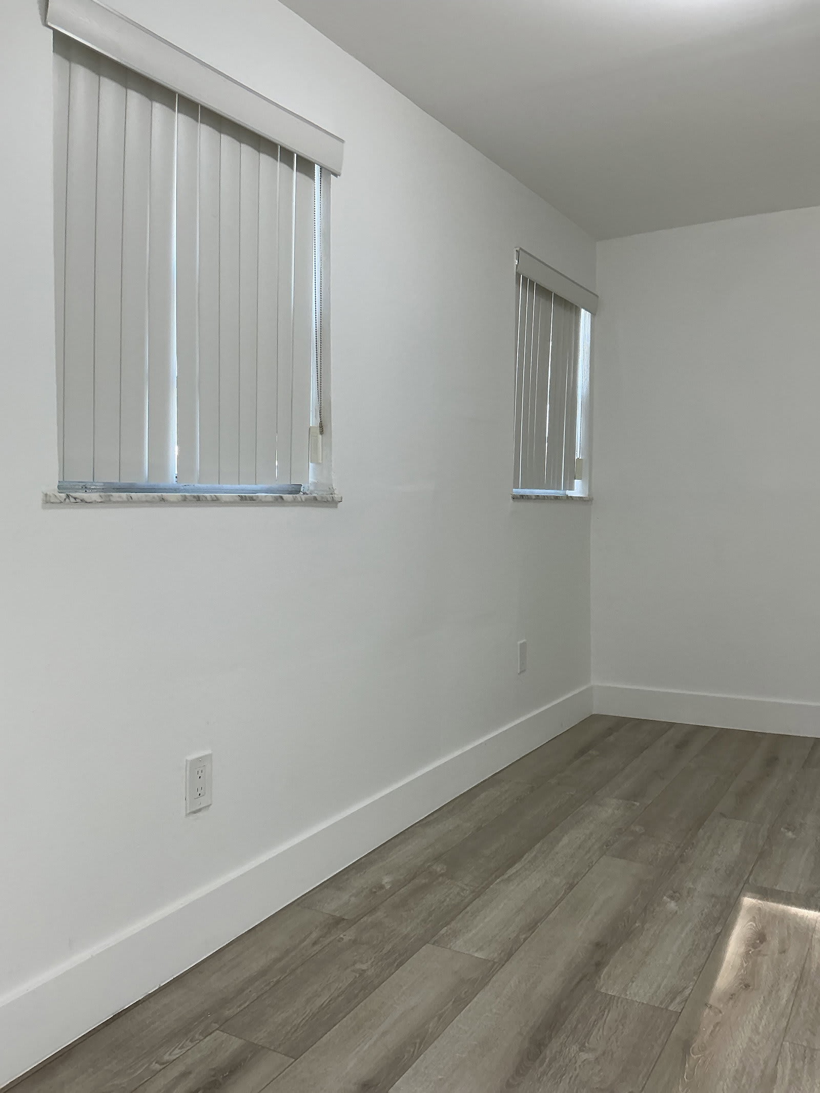 2605 Avenue F – photo 5