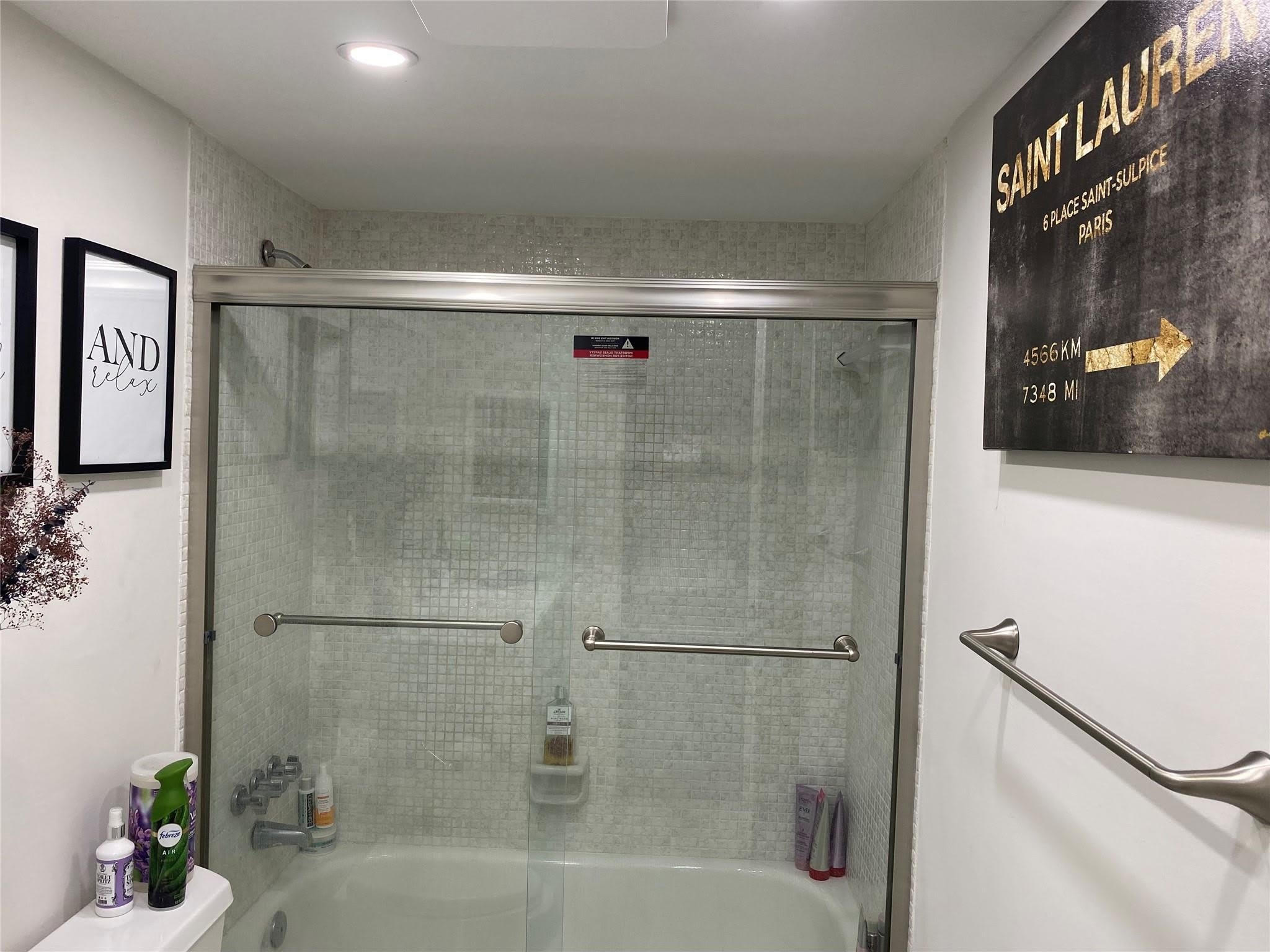3031 NE 51st Street – photo 4