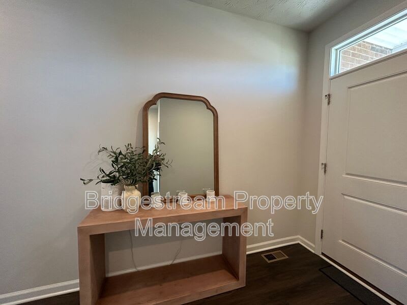 14 Cascade Dr – photo 3