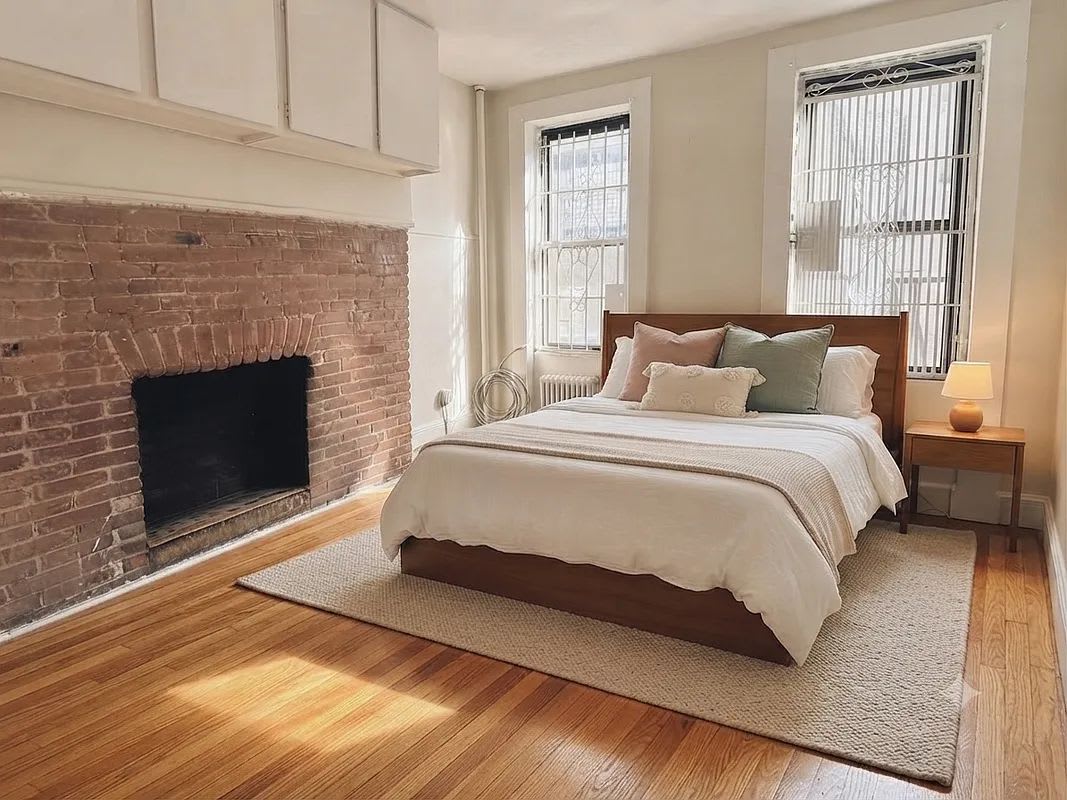 405 West 49th Street – photo 3