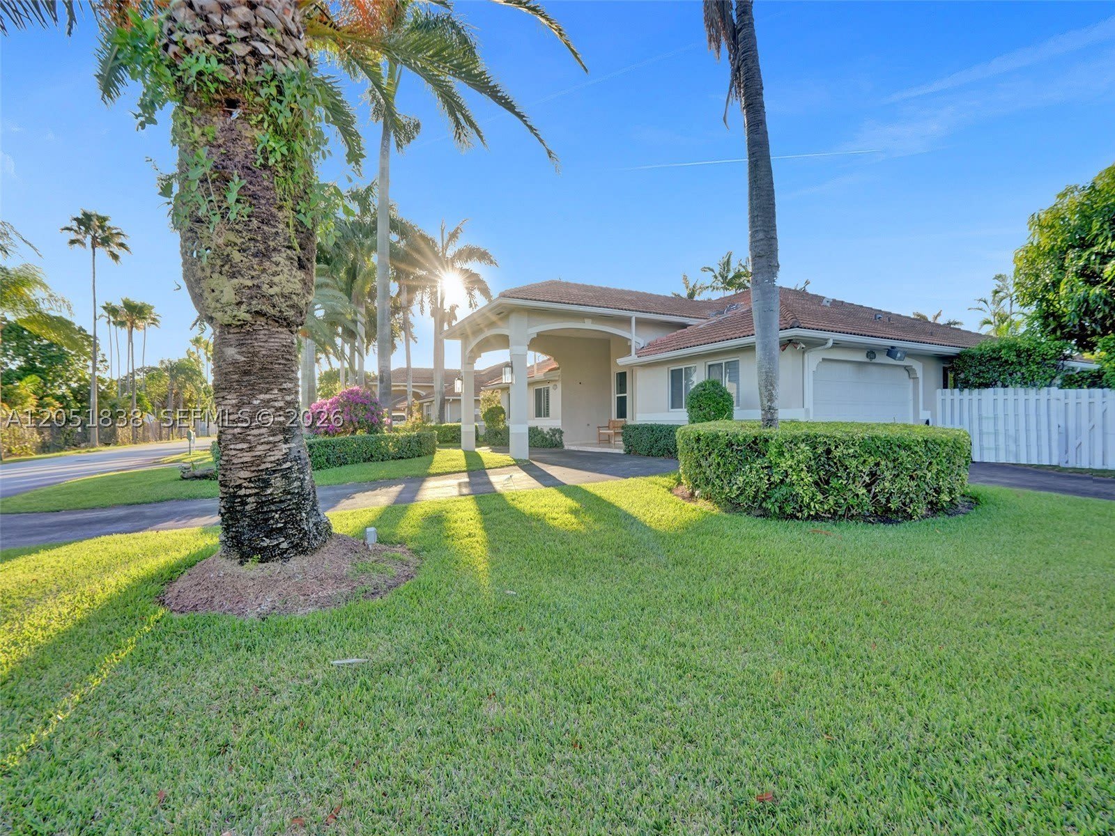 12401 SW 77th St – photo 1