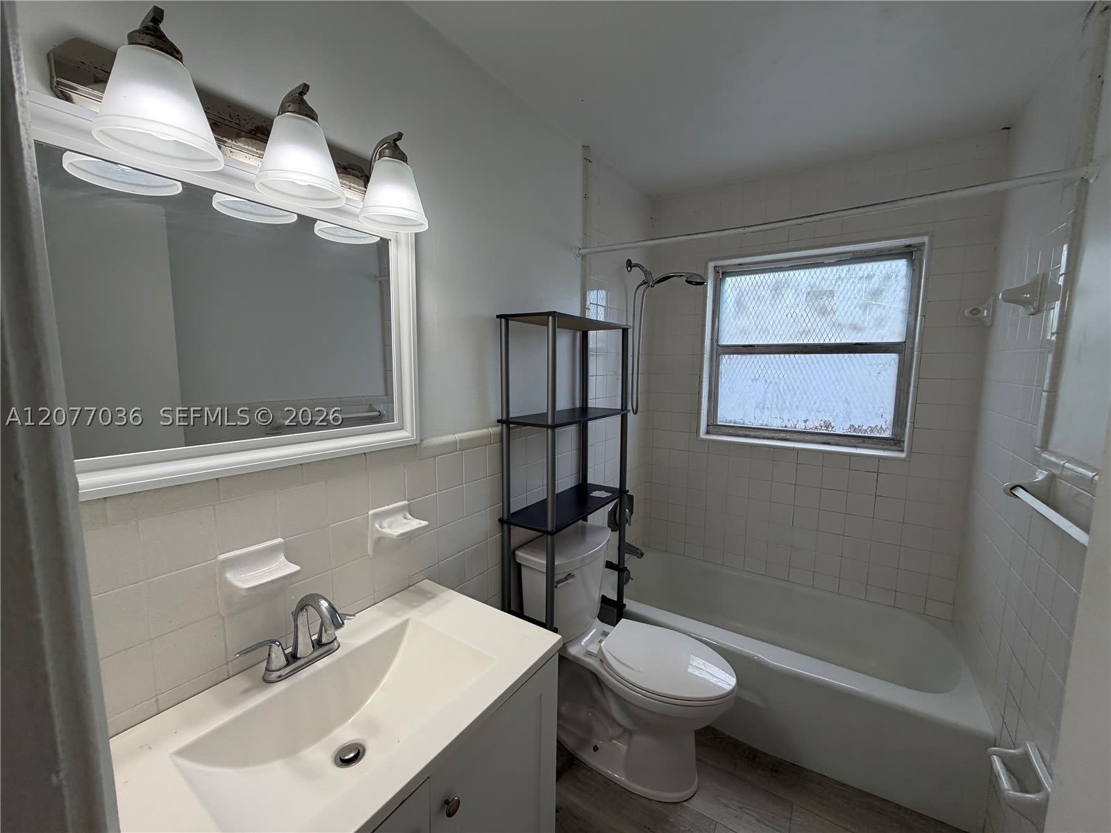1245 W 35Th St – photo 5