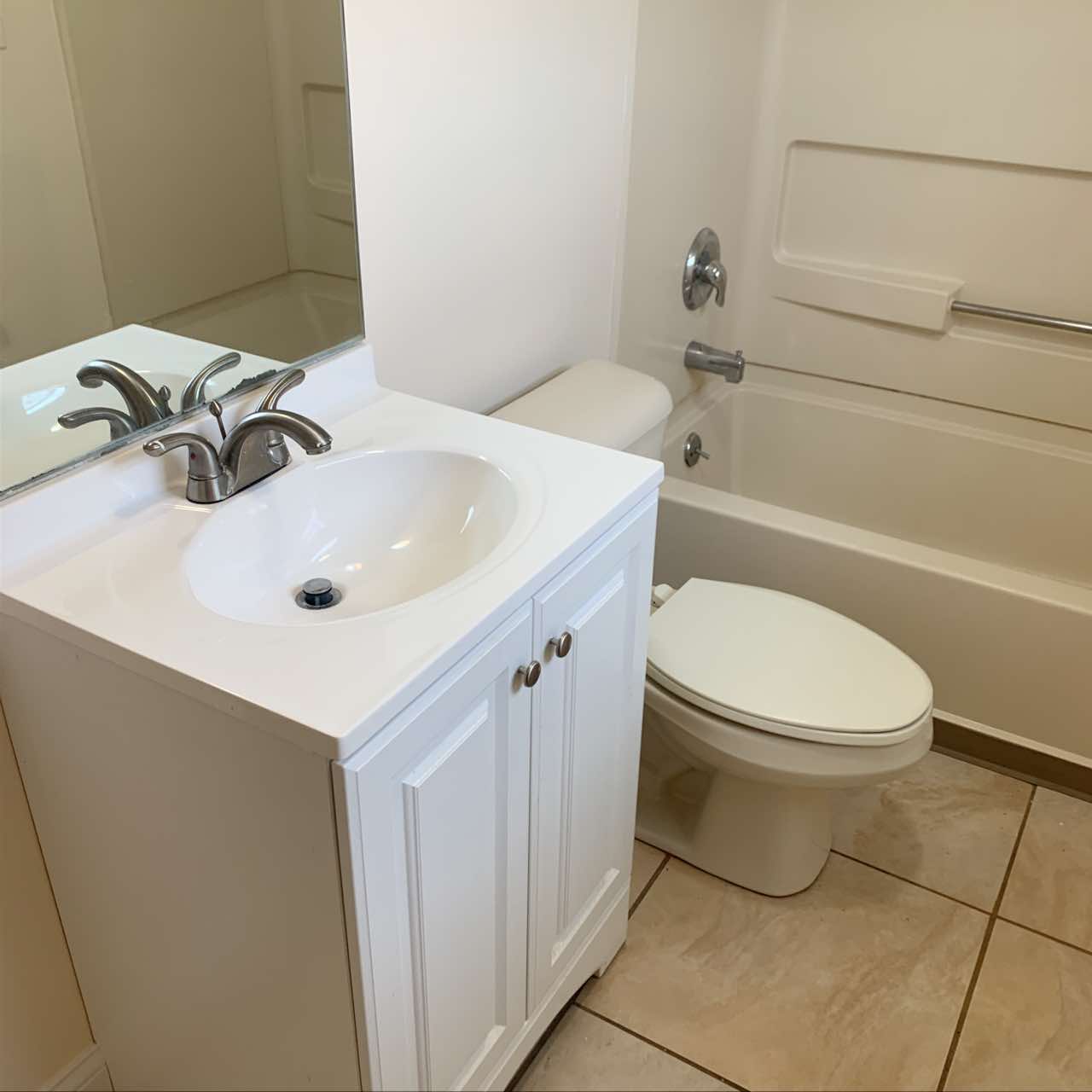 219 Lansdown Avenue – photo 2