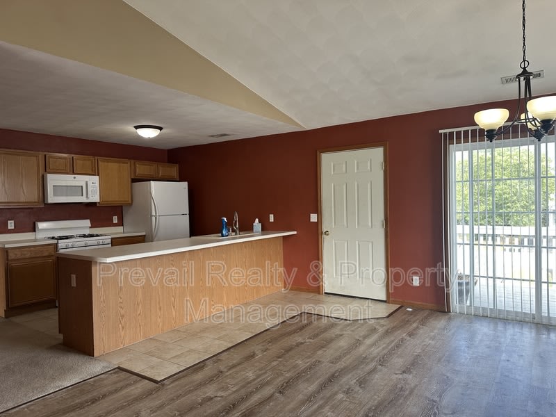 10190 Monarch Road – photo 3