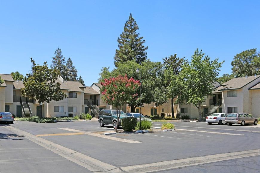 Merced Commons I & II – photo 5