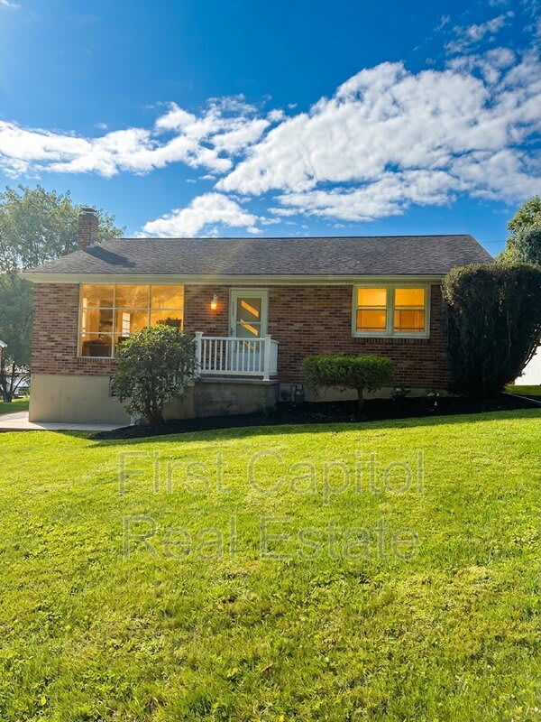 755 York Street – photo 1