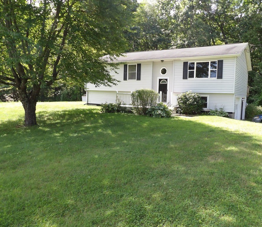 152 Manville St – photo 1