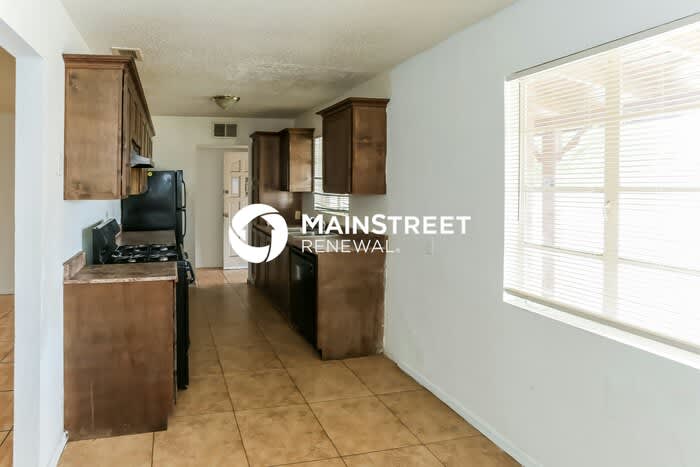 4721 East Polk Street – photo 5