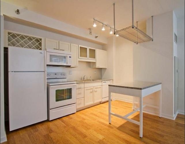 180 N Randolph – photo 1