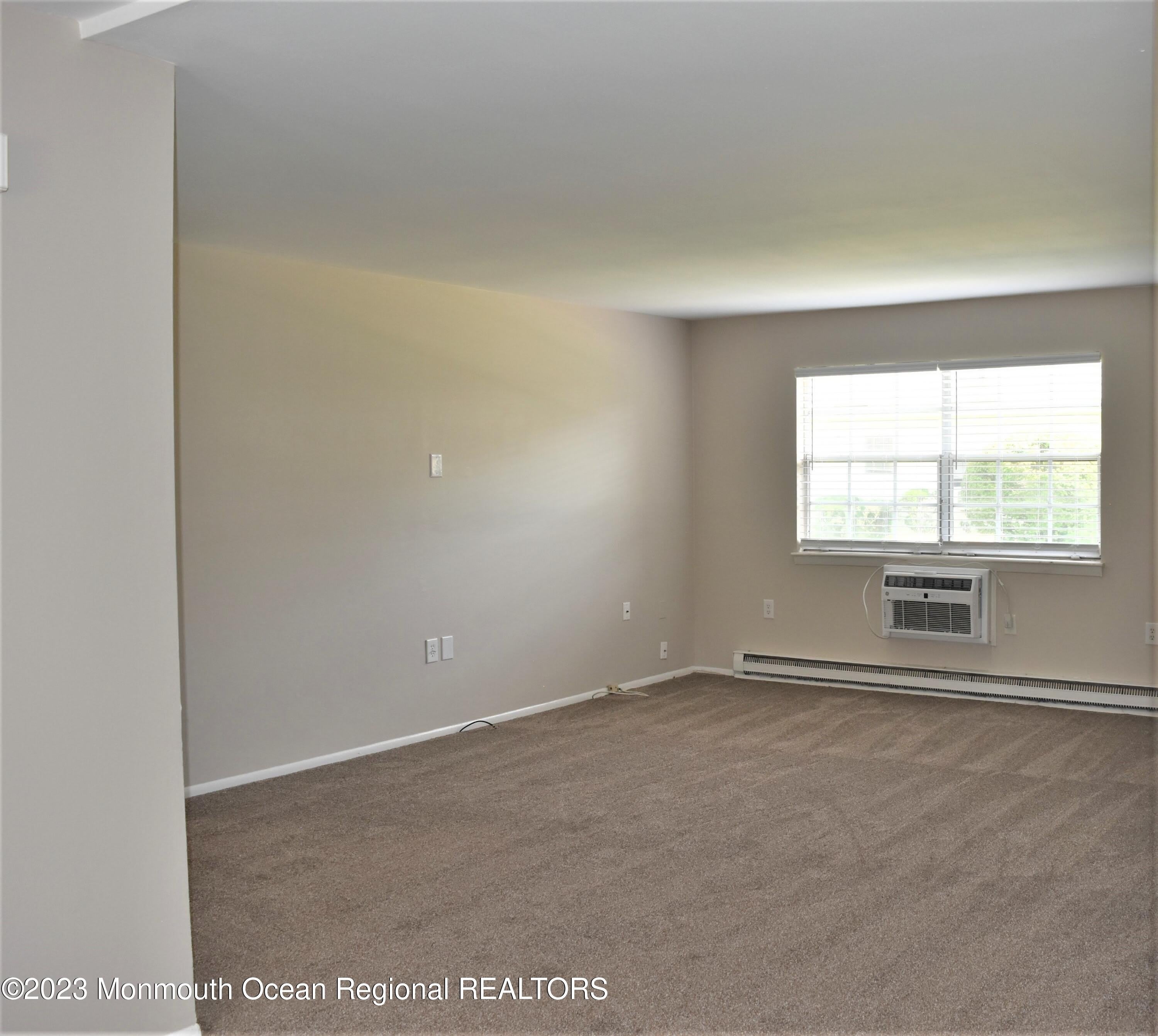 53 White Street – photo 3