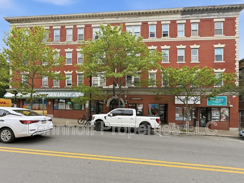 116 Lafayette Street – photo 1