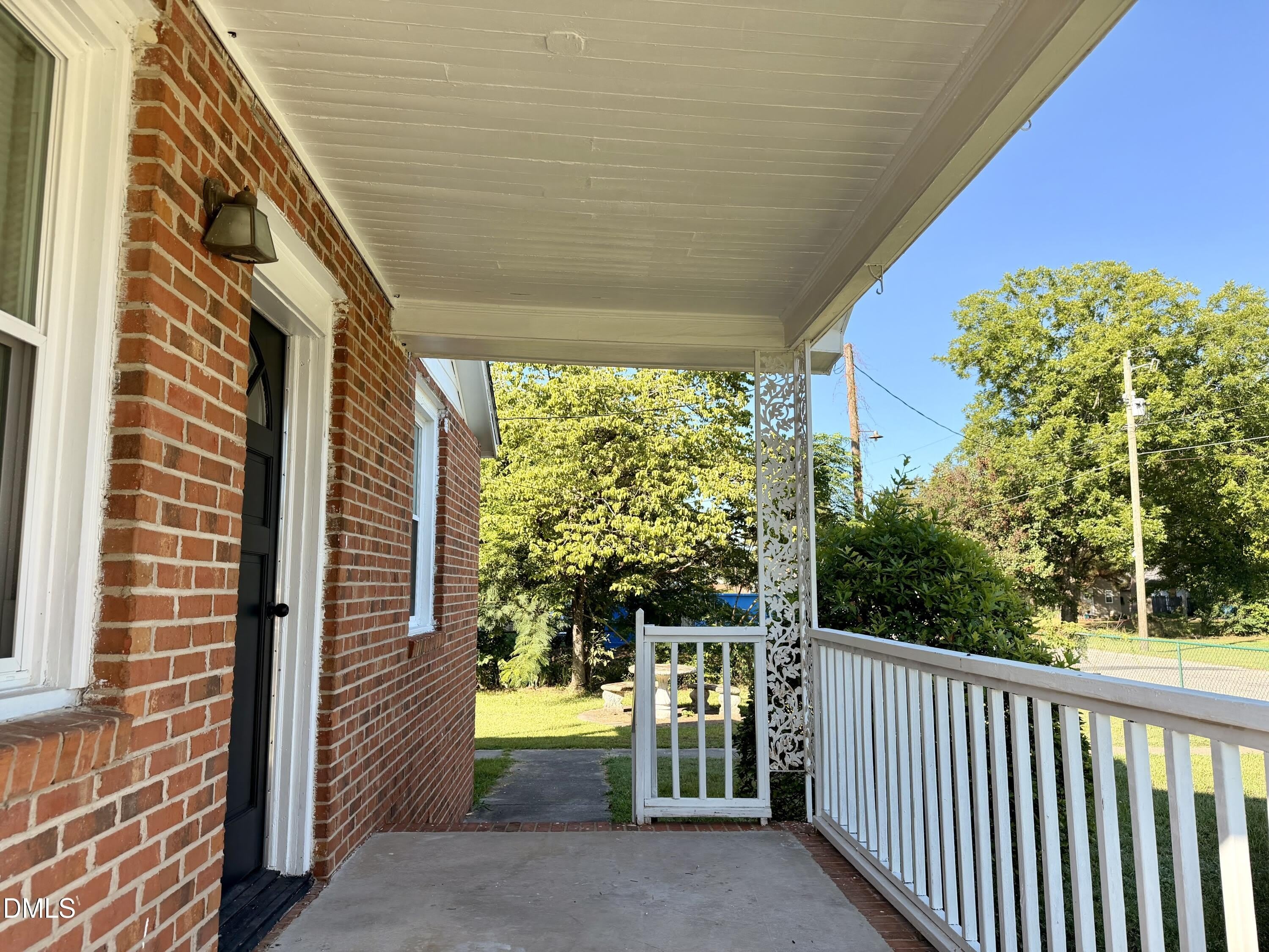 1000 E Harnett Street – photo 5