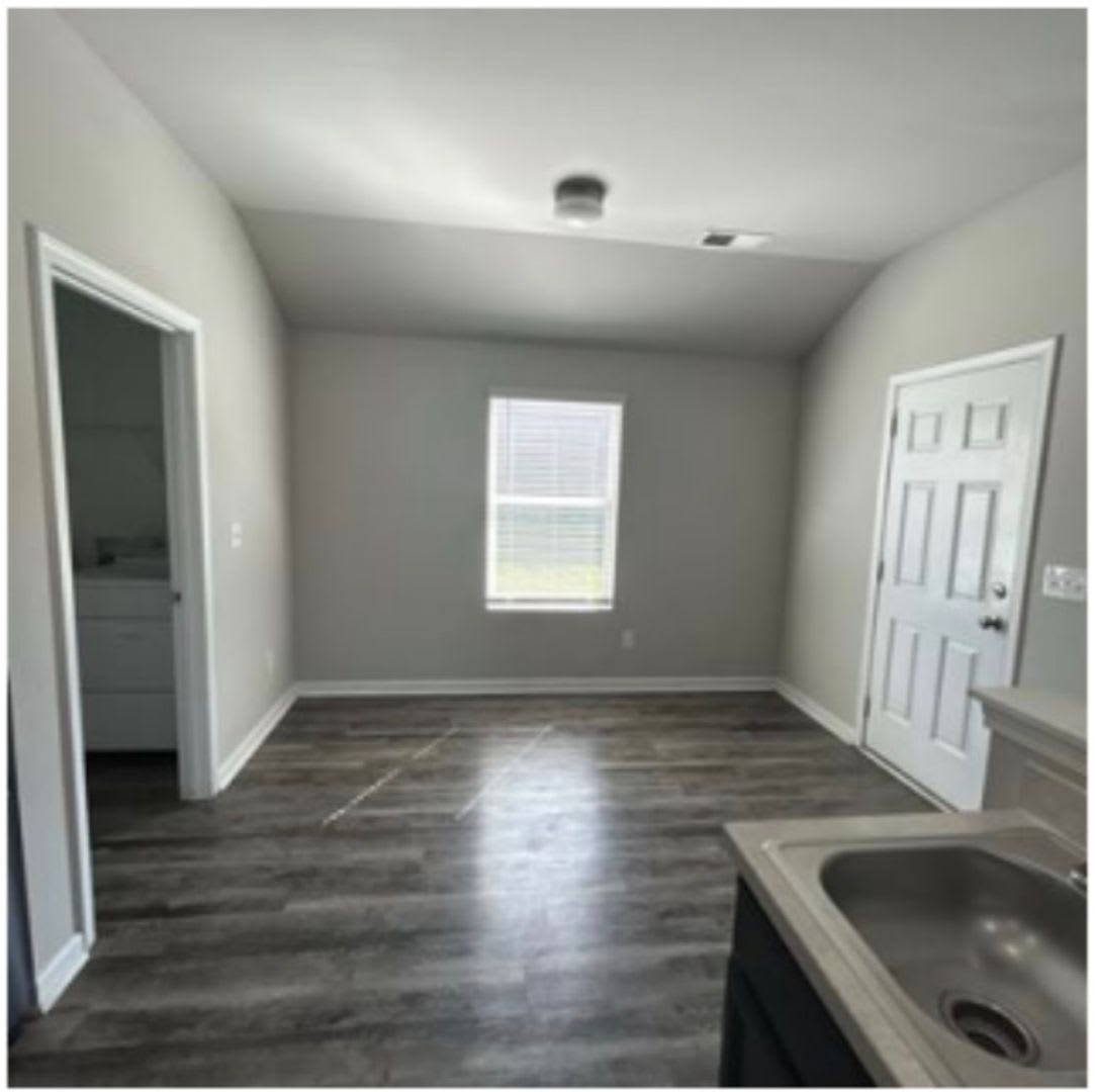Beautiful 3 bedroom 2 bath home with views! – photo 3