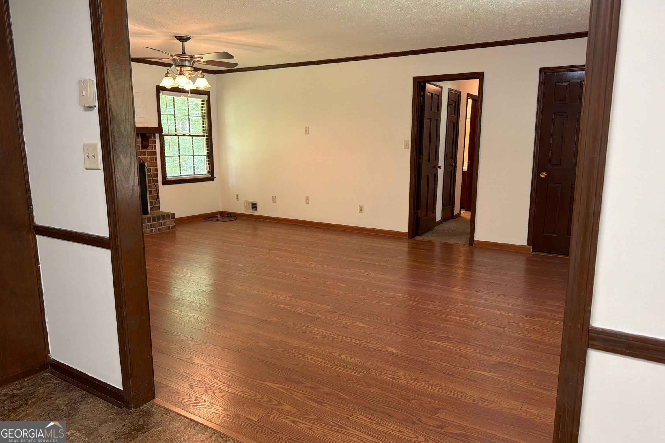 310 Sharon Drive – photo 5