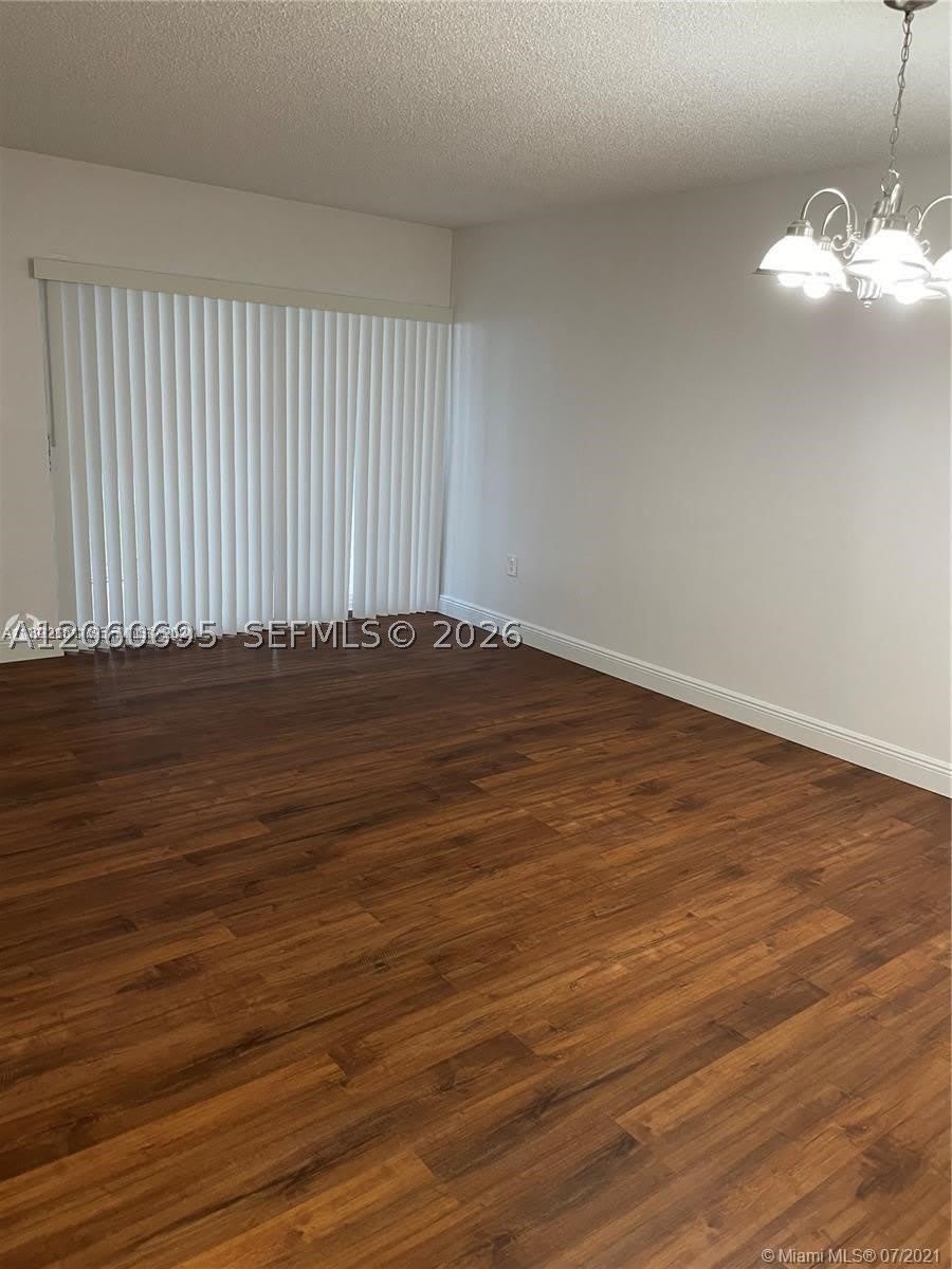 721 N Pine Island Rd – photo 4