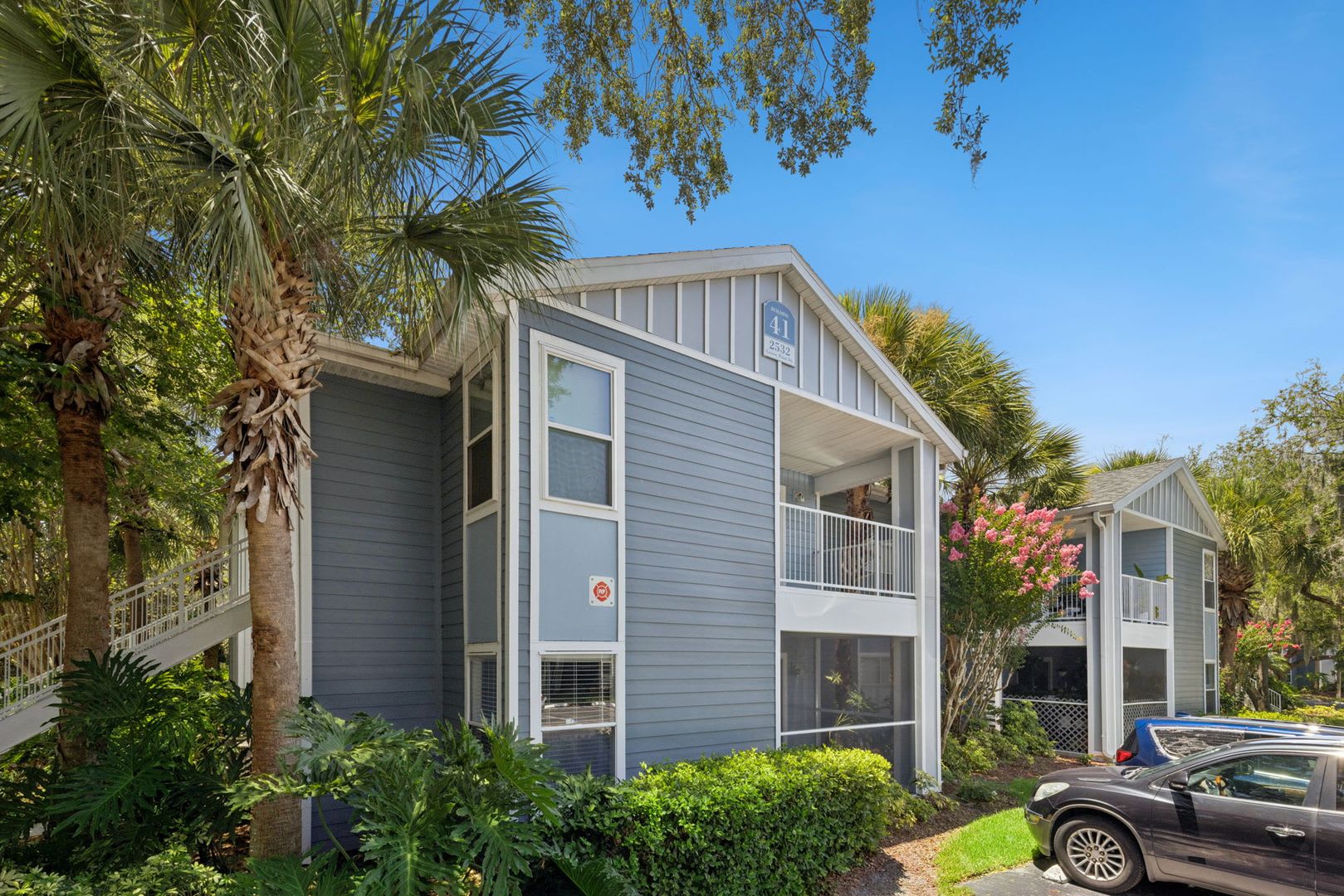 Gorgeous Upgraded 2/1 Condo ~ Gated Waterfront Lake Mary Community ~ Must See! – photo 2