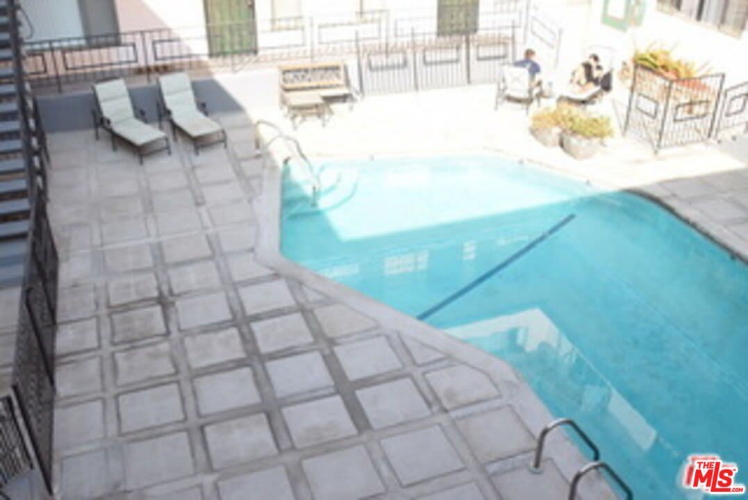 1940 Carmen Ave – photo 2