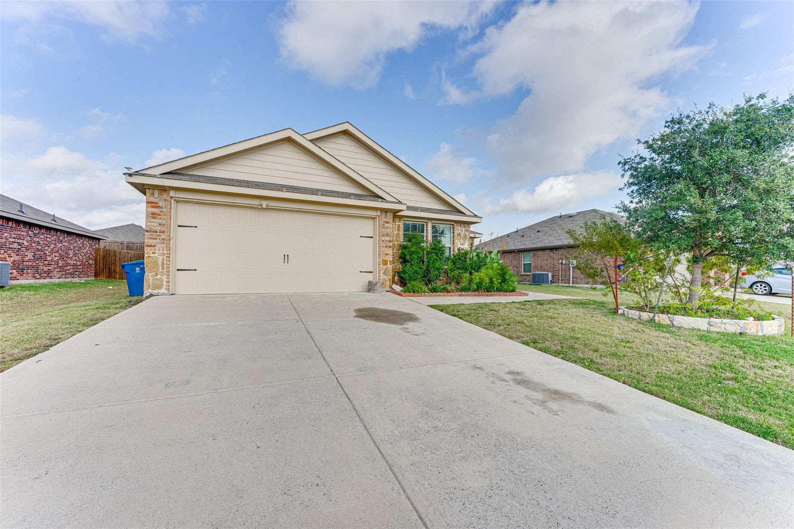 Charming 5-Bedroom Haven in Vibrant Josephine Community! – photo 4