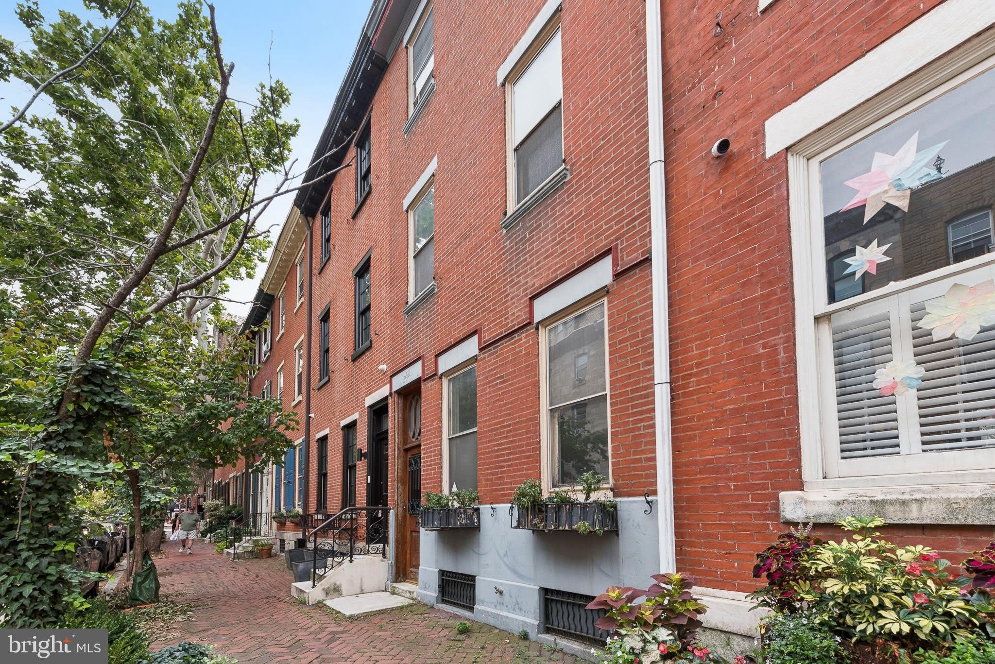 2218 Locust Street – photo 4