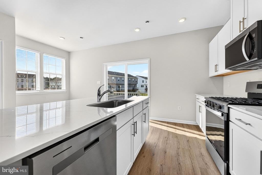157 ESSEX DRIVE – photo 3