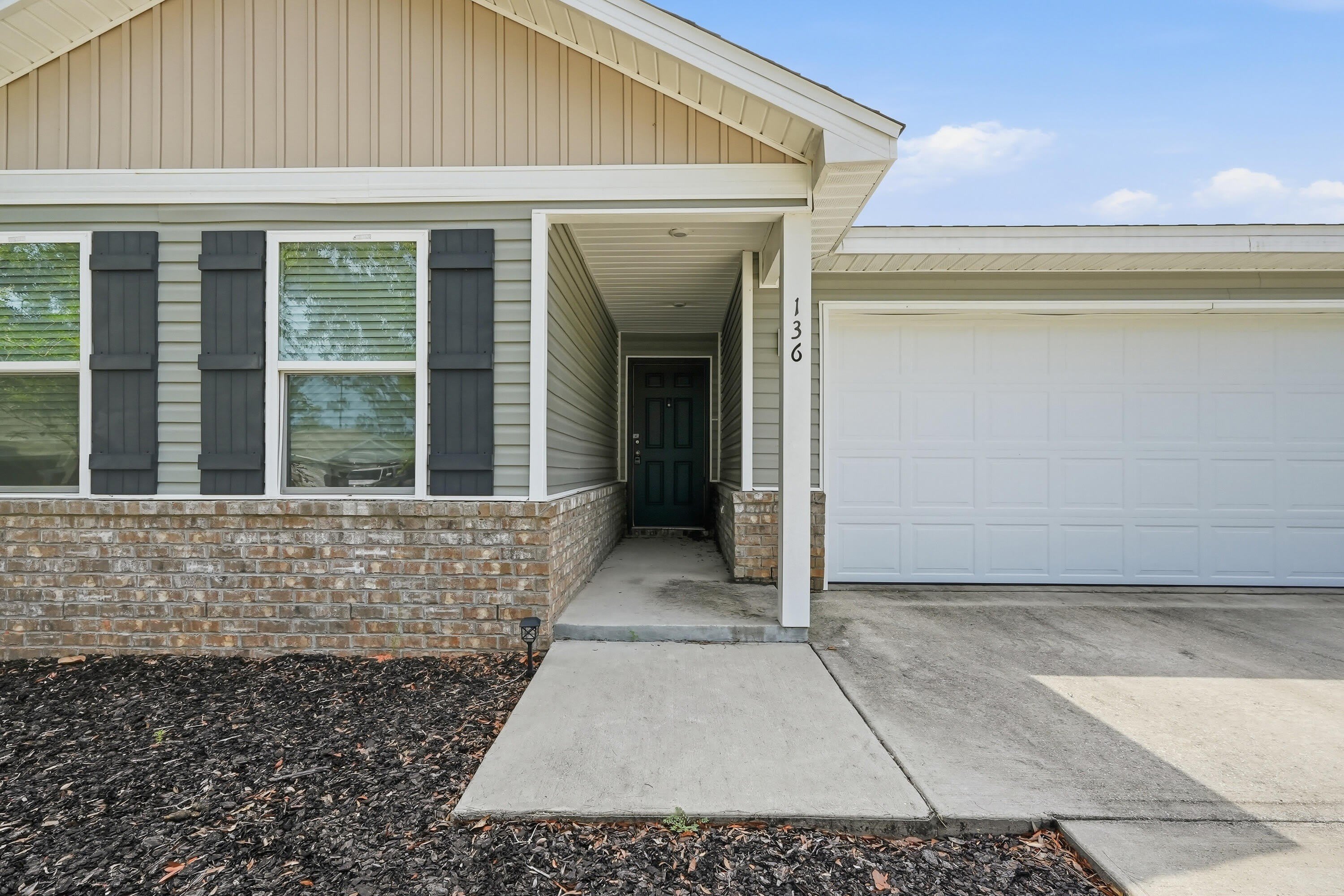 136 Pfitzer Court – photo 4