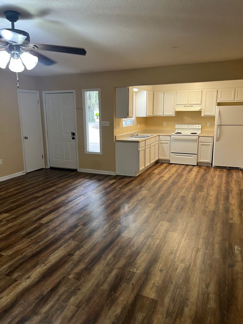 Beautiful 3Bd 2Ba Home Ready To Rent – photo 5