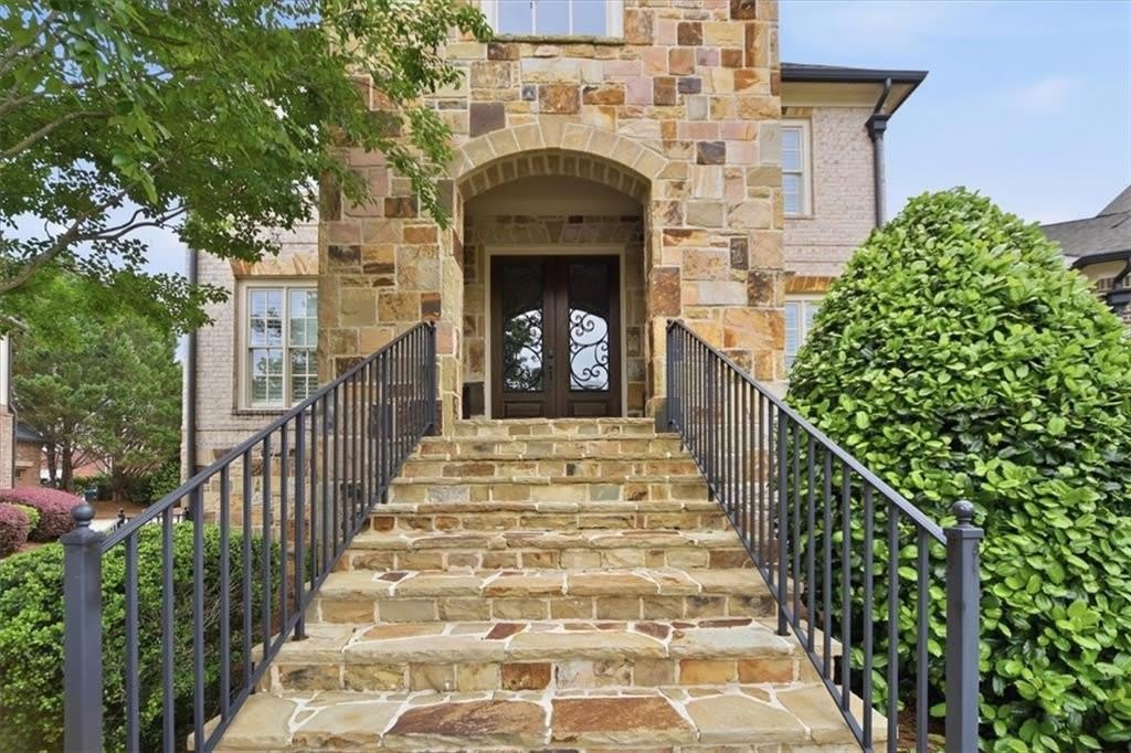 5869 Chickasaw Lane – photo 4