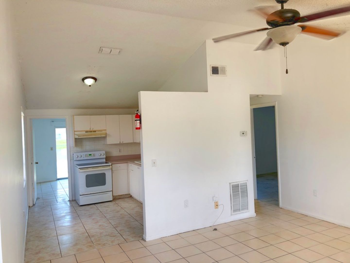 Water Front 3 bedroom duplex – photo 4