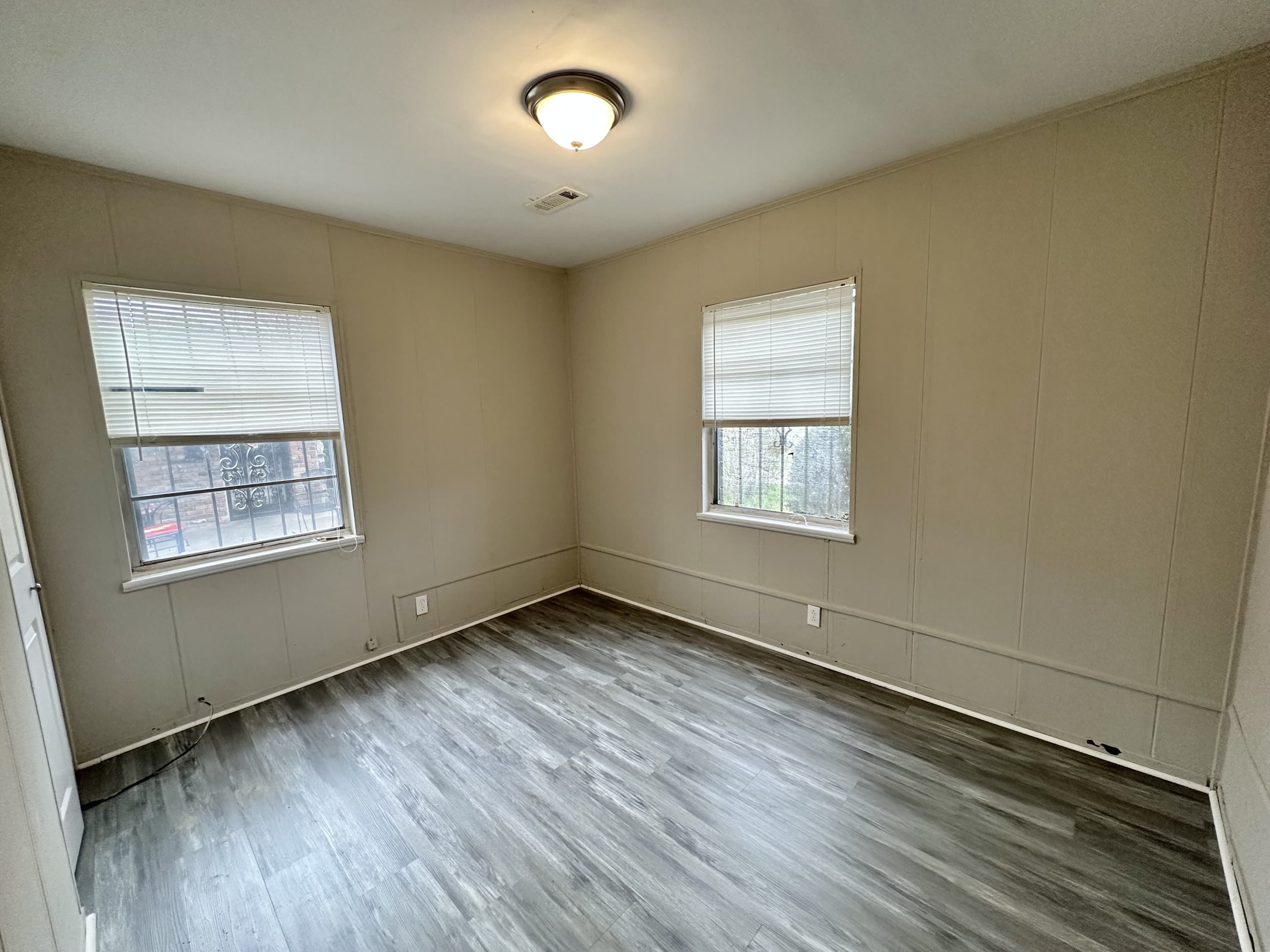 249 Gloria Road Southwest – photo 5