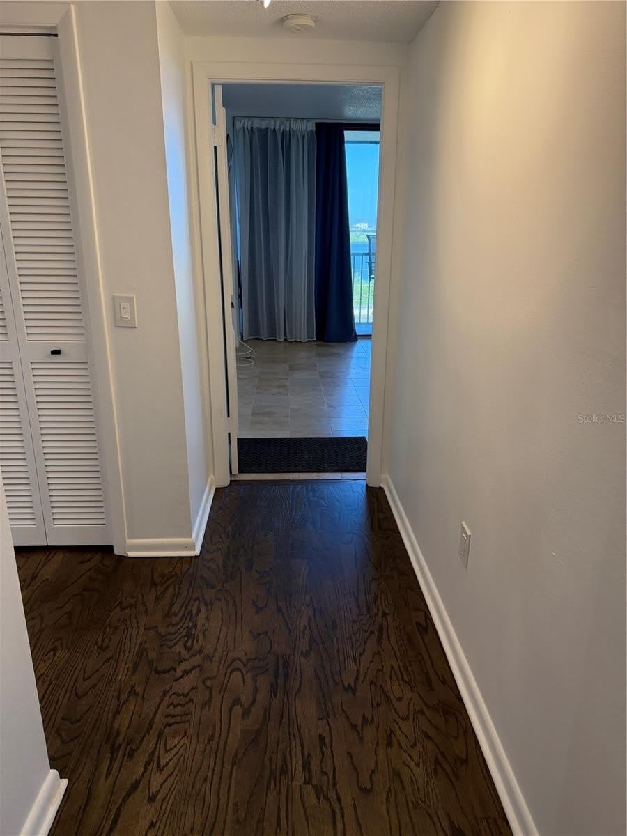 7100 SUNSHINE SKYWAY Lane S – photo 4