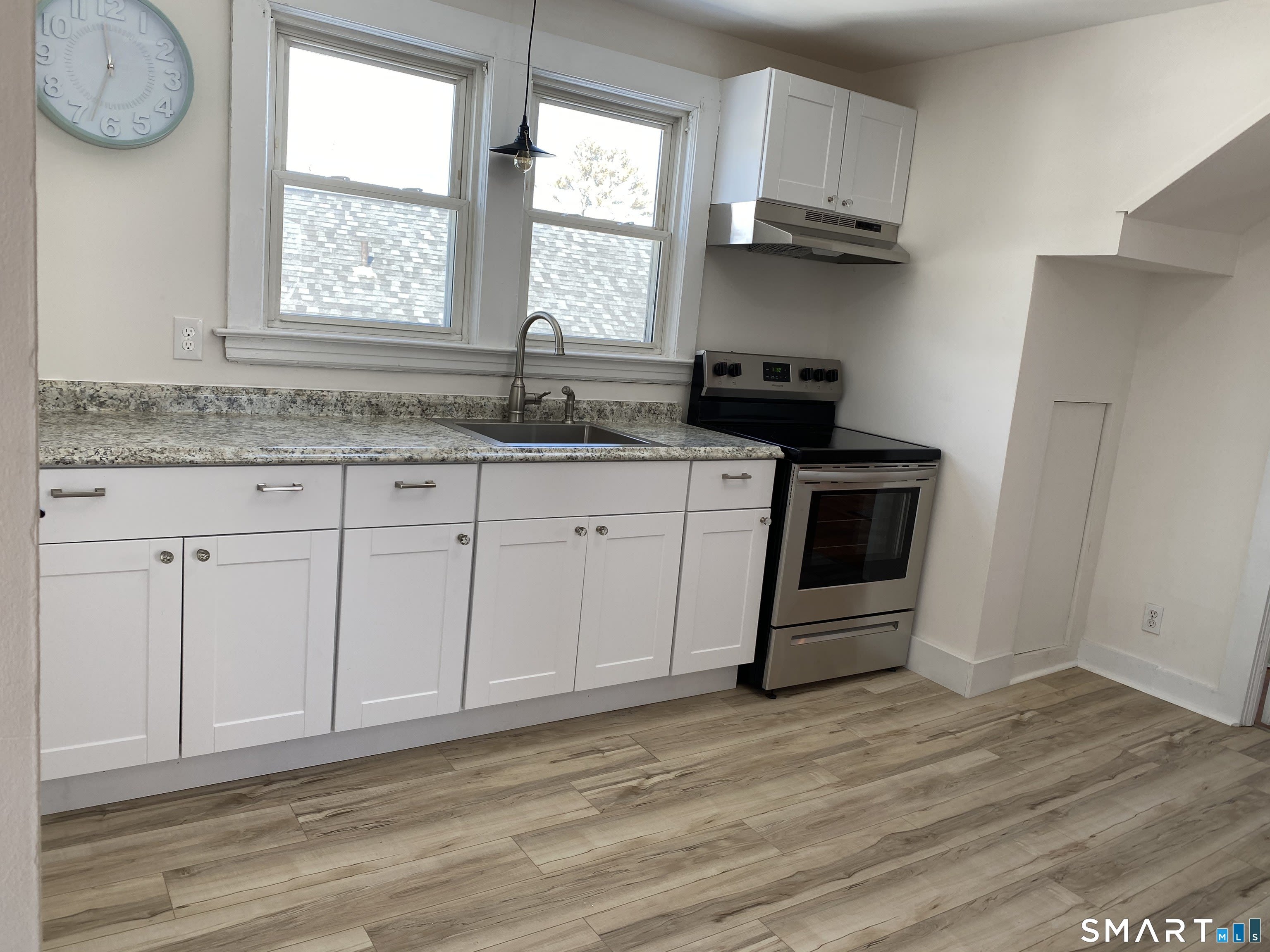 51 Indian Neck Avenue – photo 4