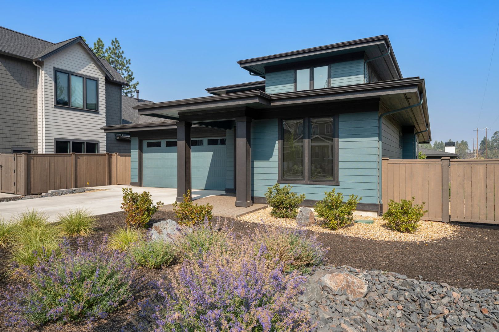 Modern NWX 4 Bed 3 Bath Home with Main-Level Primary Suite – photo 5