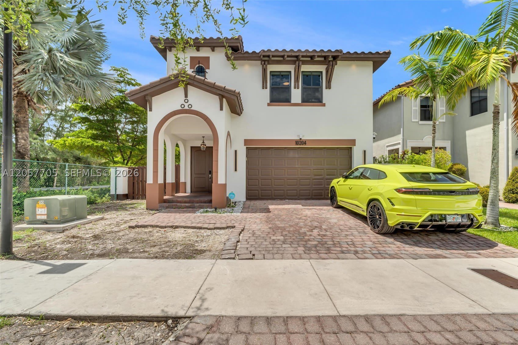 10204 NW 86th St – photo 4