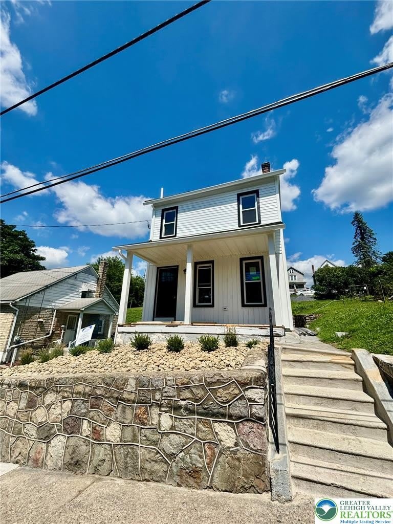 573 Fairview Avenue – photo 1