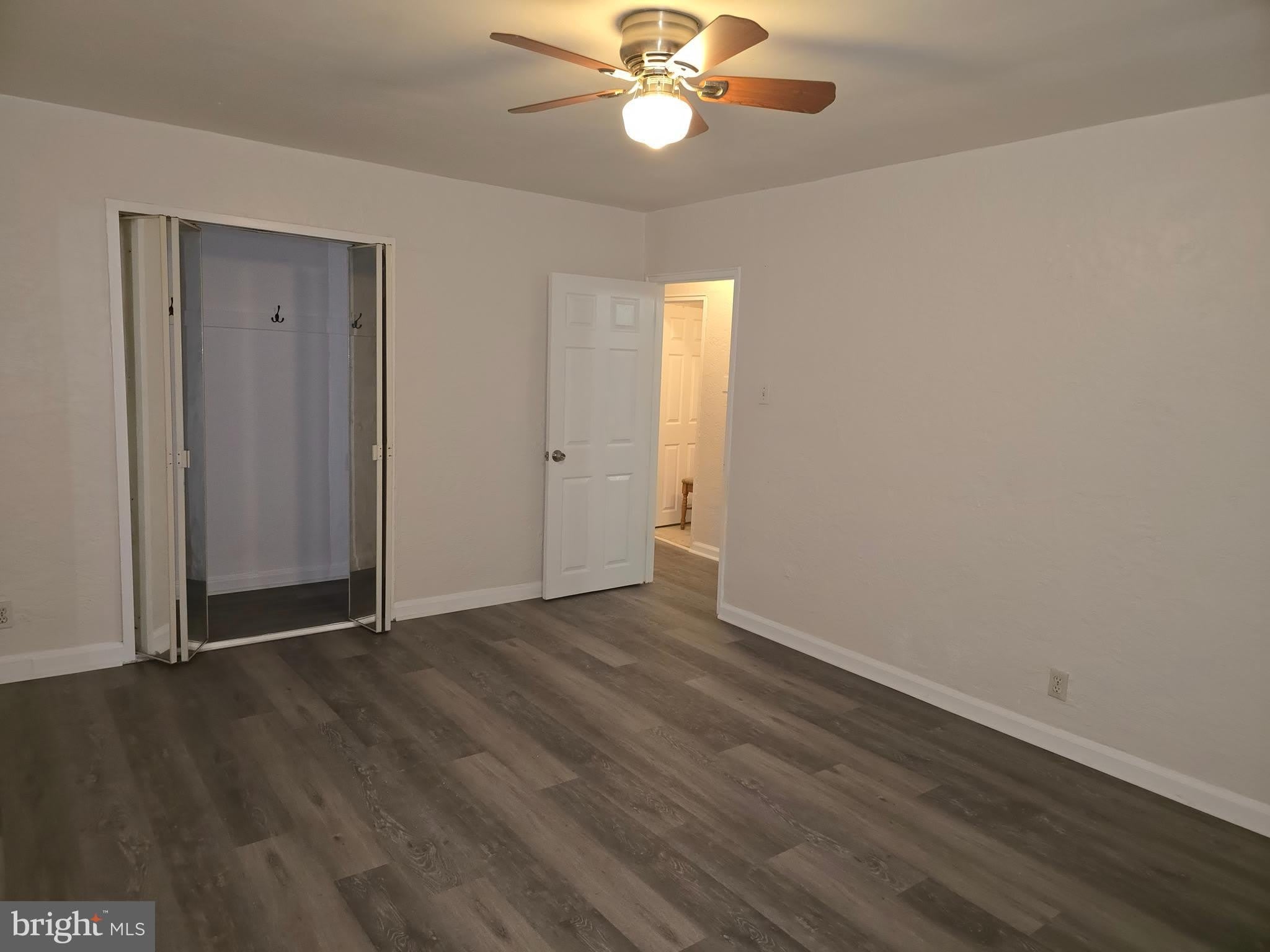 6135 1 2 Old York Road – photo 3