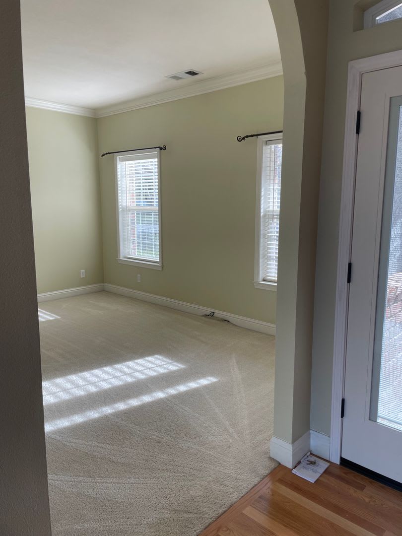 Luxury Living in The Knolls – photo 2