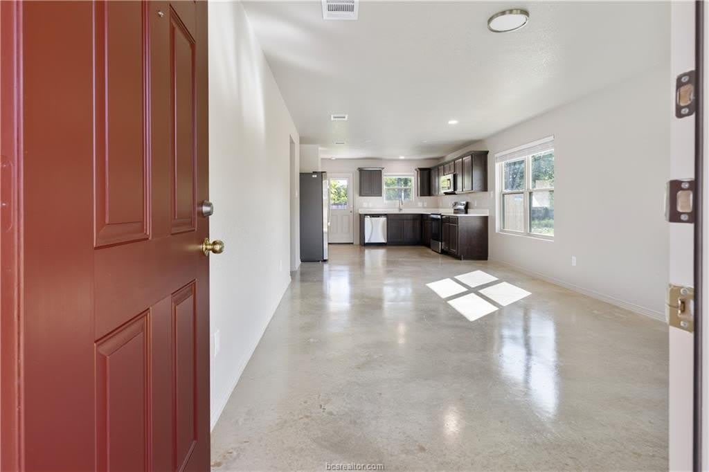 1636 Lucky Street – photo 5