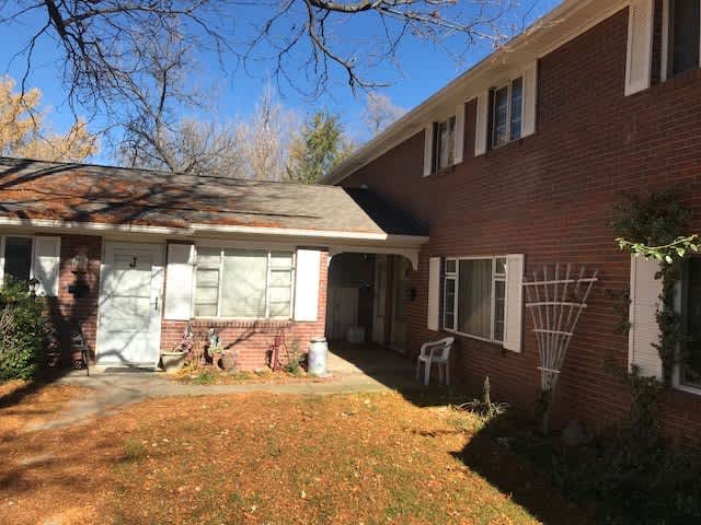 800 Lincoln St Apt I – photo 2
