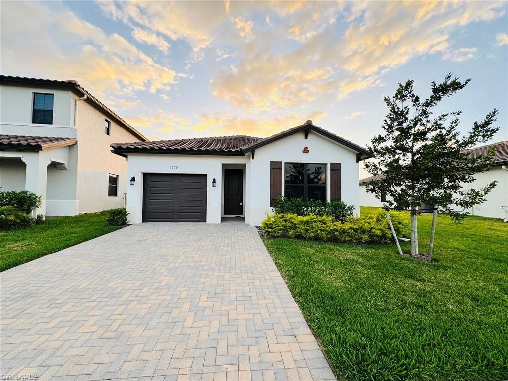 5570 Cassidy Ln – photo 2