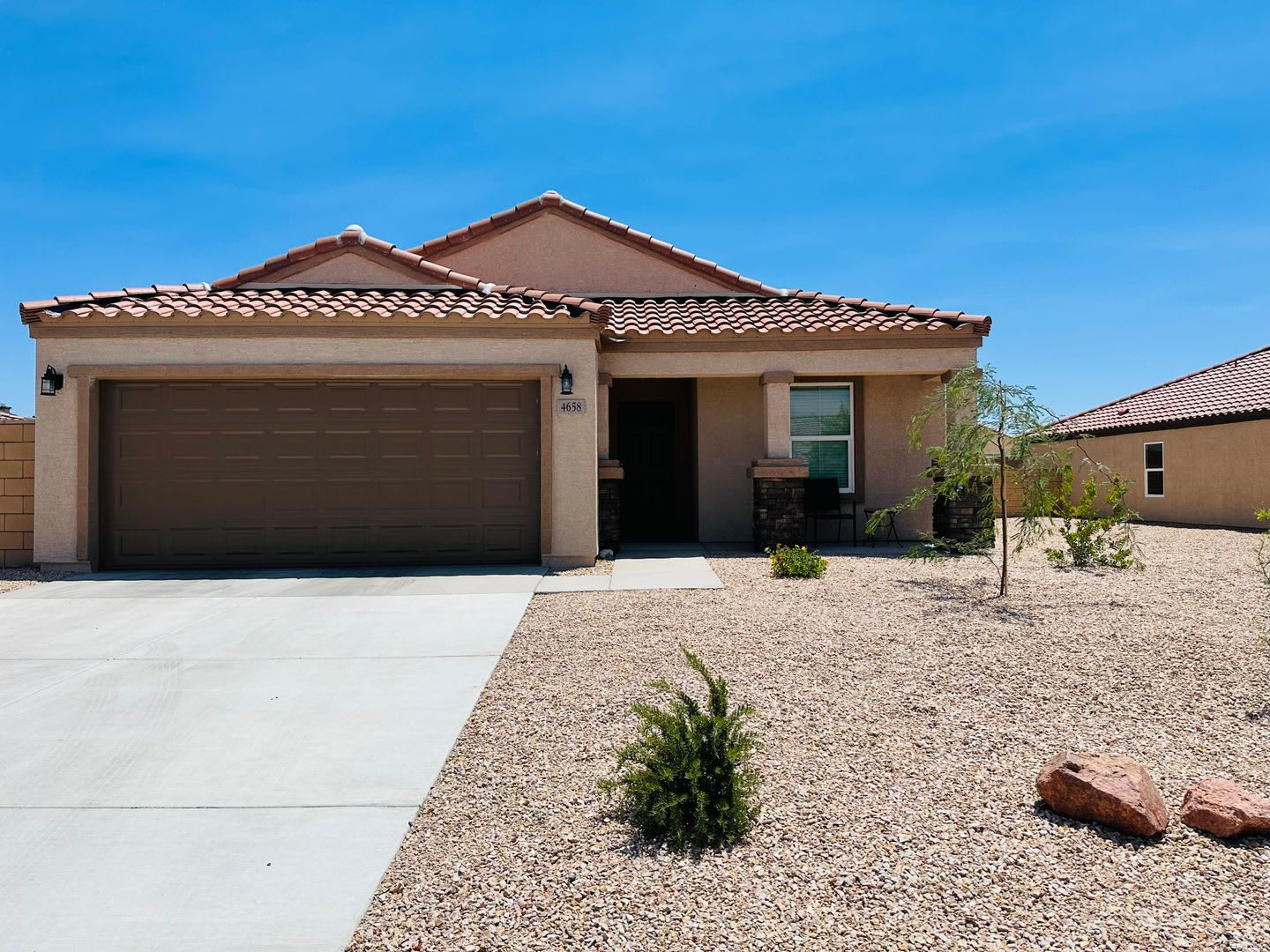 SHORT TERM Fully Furnished 3BD/2BA House for Rent Community Pool and Spa – photo 3
