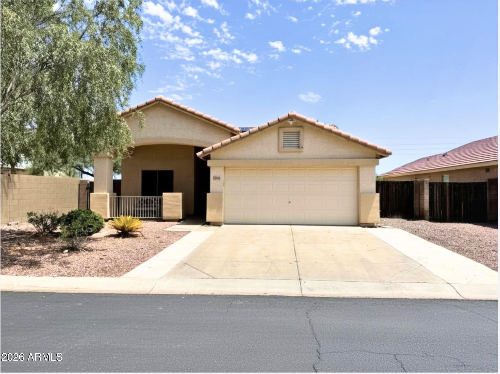 1475 S 171ST Lane – photo 1